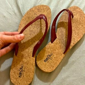 Women’s brand new/cork sandal
